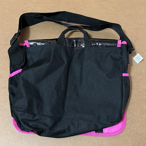 Hello Kitty Messenger Bag - Picture 2 of 5